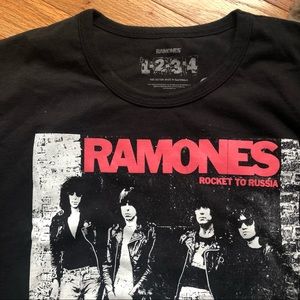 Ramones Band Tee